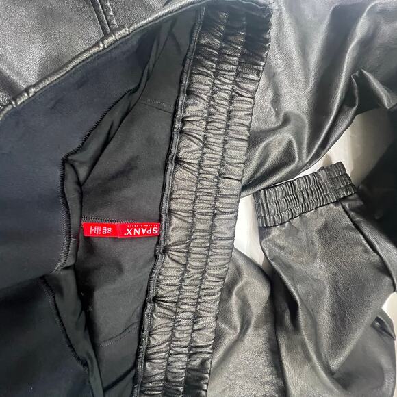 Spanx Pants Size 1X Black Faux Leather Jogger High-Rise Stretch Athleisure - Picture 9 of 12